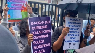 Botok Ungkap Alasan Penarikan Massa AMPB dari DPR untuk Hindari Benturan dan Penangkapan Polisi