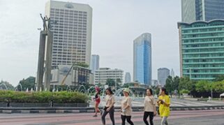 CFD Bundaran HI 9 Agustus, Dishub DKI Luncurkan Call Center, Pelopor Kita Jakarta, dan Rute Baru Transjakarta