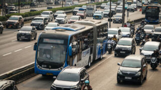 Dishub DKI Cabut Sementara Pembatas Jalur TransJakarta di Jalan Gatot Subroto untuk Redakan Kemacetan
