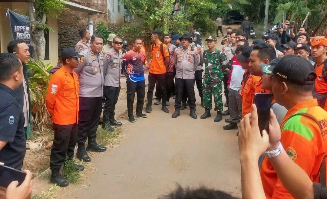 Dua Pendaki Gunung Piramid Bondowoso Dilaporkan Hilang, Seorang Perempuan Asal Surabaya dan Pemandu