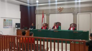 Dua Terdakwa Pengoplos Solar B40 di Palembang Dituntut Penjara 1,5 Tahun dan Denda Rp205 Juta