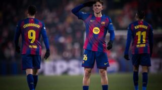 Fermin Lopez Kembali dan Ruang Ganti Barcelona Berkembang di Tengah Kepindahan Araujo dan Isu Transfer Rodri