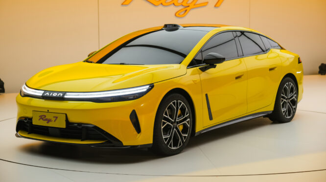GAC Aion Ray 7: Sedan Listrik Canggih dengan Fitur Parkir Otomatis dan Teknologi Mutakhir
