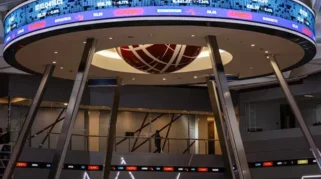 IHSG Diproyeksi Lanjutkan Penguatan, Berpeluang Sentuh Level 6.545