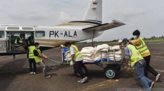 Indonesia dan Malaysia Kolaborasi Modifikasi Cuaca untuk Atasi Kabut Asap di Perbatasan Kalimantan