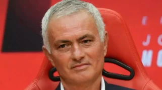 Jose Mourinho Fokus pada Empat Bek Inti Real Madrid, Dean Huijsen Jadi Favorit di Lini Pertahanan