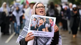 Keluarga Zomi Frankcom Terus Perjuangkan Keadilan atas Kematian akibat Serangan Drone Israel