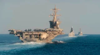 Ketegangan dan Krisis Kesehatan Mental di Kapal Induk AS USS Abraham Lincoln: Tujuh Prajurit Tewas dalam Bentrokan