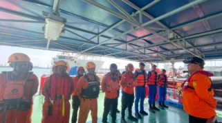 KM Mutiara Sentosa 2 Terbakar, SAR Gabungan Evakuasi 227 Selamat dan Lima Meninggal Dunia