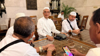 Komisi VIII Tolak Skema Pembiayaan Haji 6040 dan Usulan BPIH 2027 yang Dinilai Membebani Jemaah