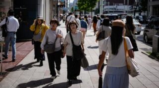 Lawan Inflasi, Jepang Turunkan Pajak Makanan Jadi 1 Persen Mulai April 2027