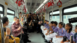 LRT Kelapa Gading-Manggarai Siap Beroperasi dengan Tarif Transisi Rp 5 Ribu