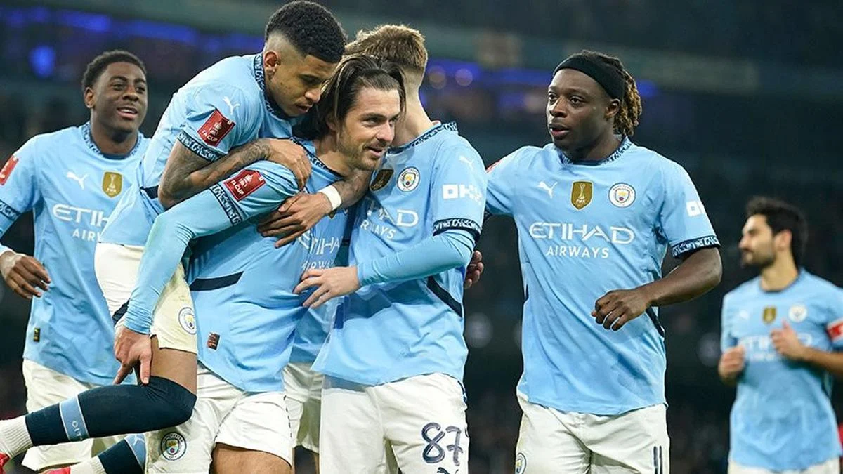 Manchester City Aktif di Bursa Transfer dengan Minat pada Cody Gakpo dan Kesepakatan Allan dari Palmeiras