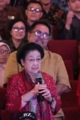 Megawati Hadiri Peluncuran Autobiografi Erros Djarot dan Bahas Kisah Sejarah yang Belum Terungkap