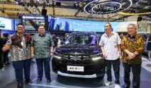 Menko Perekonomian Kunjungi Booth Suzuki di GIIAS 2026, Soroti Minat Tinggi terhadap Suzuki XL7