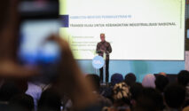 Menteri Perindustrian Tegaskan Industri Manufaktur Tetap Kuat dan Sumbang 18% PDB Nasional