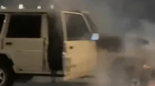 Mobil Terbakar di Bawah Flyover Tendean Arah Cawang, Lalin Sempat Tersendat