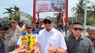 Pembangunan Tiga Jembatan Gantung di Pesisir Selatan Rampung, Andre Rosiade Terus Kawal Infrastruktur Pascabencana
