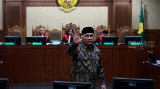 Pengacara Gus Yaqut Pertanyakan Ketidakhadiran Nama Fuad Masyhur dalam Dakwaan KPK Kasus Kuota Haji