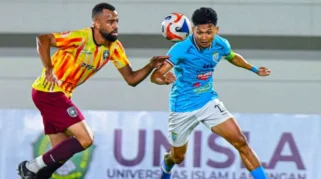 Persela Lamongan Raih Kemenangan Tipis 1-0 atas PSPS Pekanbaru dalam Laga Persahabatan