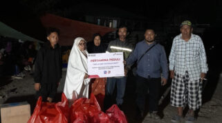Pertamina Patra Niaga Salurkan Bantuan Kebutuhan Dasar dan Penerangan untuk Korban Gempa di NTT