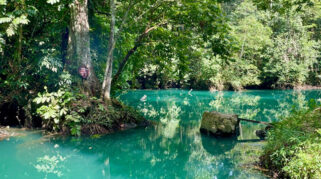 Pesona Danau Nyadeng di Kampung Merabu: Kejernihan Air dan Keasrian Alam Kalimantan