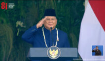 Prabowo Subianto Memimpin Upacara HUT ke-81 RI dengan Busana Adat Betawi di Istana Negara