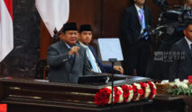Presiden Prabowo Tegaskan Menteri Harus Bekerja Maksimal Tanpa Mengenal Libur