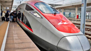 Promo Diskon 20% Tiket Kereta Cepat Whoosh untuk Bandung Great Sale 2026