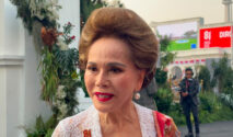 Ratna Sari Dewi Sukarno Hadiri Upacara HUT ke-81 RI di Istana Merdeka