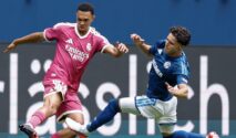 Real Madrid Tundukkan Schalke 04 3-0, Mbappe dan Carlos Espi Cetak Gol di Pramusim