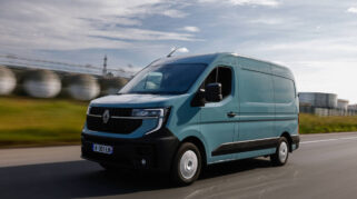 Renault Master Tampil Dominan di Pasar Kendaraan Komersial Ringan Eropa 2026