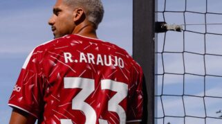 Ronald Araujo Resmi Bergabung Liverpool: Alasan dan Harapan Bek Uruguay di Anfield