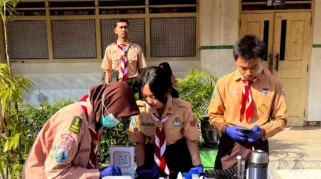 Saka POM SMA GIKI 2 Surabaya Tingkatkan Kesadaran Pelajar tentang Keamanan Obat dan Makanan