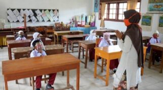 Sanksi Pidana bagi Pejabat yang Rekrut Tenaga Honorer di Lingkungan Pemerintahan