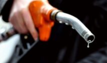 Sulit Mendapat Solar Subsidi, Petani Pandeglang Terpaksa Beli dari Sopir Diesel