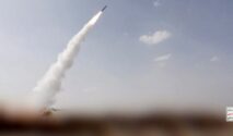 Tiga Warga Pakistan Meninggal dalam Serangan Kelompok Houthi di Laut Merah