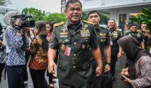 TNI Angkatan Darat Kirim Bantuan Logistik dan Starlink untuk Korban Gempa di NTT