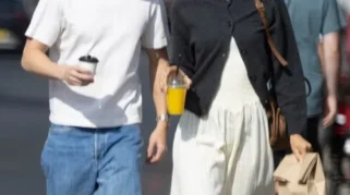 Zendaya Tampil dengan Tren Terbesar Musim Panas di Hari Libur Bersama Tom Holland