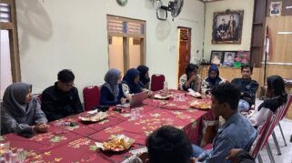 Forum Komunikasi PPK Ormawa UNY dan Karang Taruna Kebonharjo