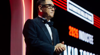 Akio Toyoda Raih Penghargaan Automotive Hall of Fame atas Kepemimpinan dan Inovasi Toyota