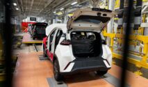 BYD Perkuat Industri Kendaraan Listrik di Indonesia dengan Pabrik Baru dan Target TKDN 60 Persen di Subang