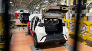 BYD Perkuat Industri Kendaraan Listrik di Indonesia dengan Pabrik Baru dan Target TKDN 60 Persen di Subang