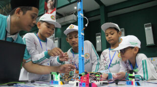 Djarum Foundation Dorong Pembelajaran Interaktif Melalui Festival Berpikir Komputasional di Kudus