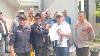 Eksekusi Rumah di Taman Kenten Palembang Berjalan dengan Temuan Canopy Hilang, Kuasa Hukum Siapkan Laporan Polisi