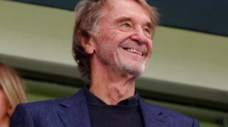 Eric Cantona Kritik Pandangan Sir Jim Ratcliffe soal Imigrasi dan Kepemimpinan di Manchester United