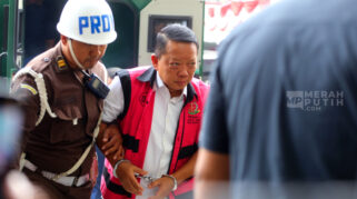 Febrie Adriansyah Jalani Pemeriksaan Terkait Dugaan Tindak Pidana Pencucian Uang di Kejaksaan Agung
