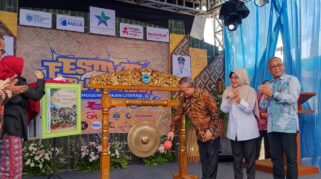 Festival Bubur Terasi Dorong Literasi Pelajar di Pandeglang dengan Pendekatan Kreatif