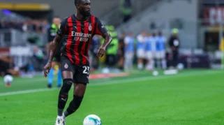 Fikayo Tomori Kembali Perkuat AC Milan di Tengah Manuver Transfer yang Dinamis