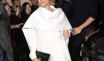 Gaya Kasual Duchess Meghan dengan Tren Sepatu It-Girl Musim Ini di Inggris